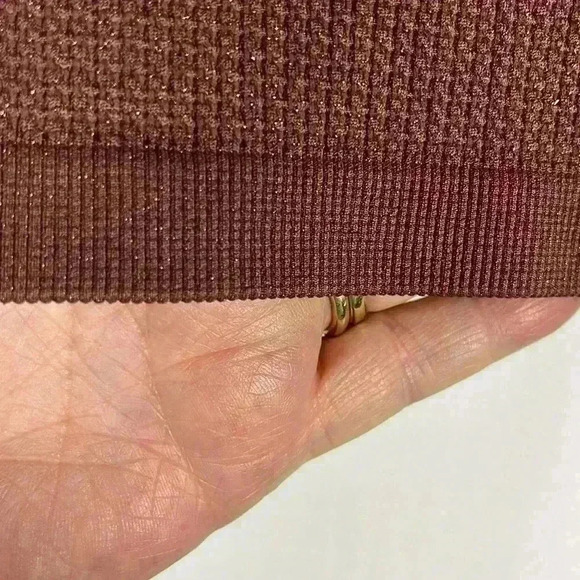 Wild Fable Womens Crop Top Dark Tan XL Short Sleeves Stretchy Pullover Sparkly - Picture 4 of 8